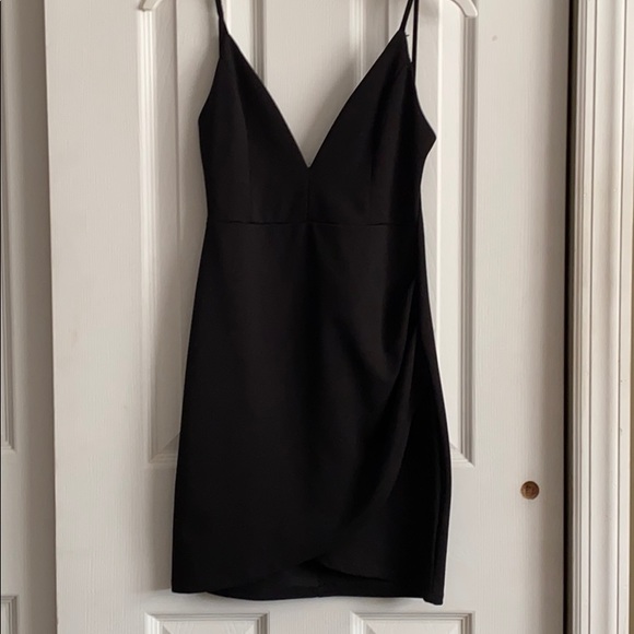 Dress - Picture 2 of 4